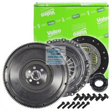 SPOJKA AUDI A4 1.8T 97-05 826579 VALEO